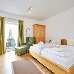 Haus Hamburg *